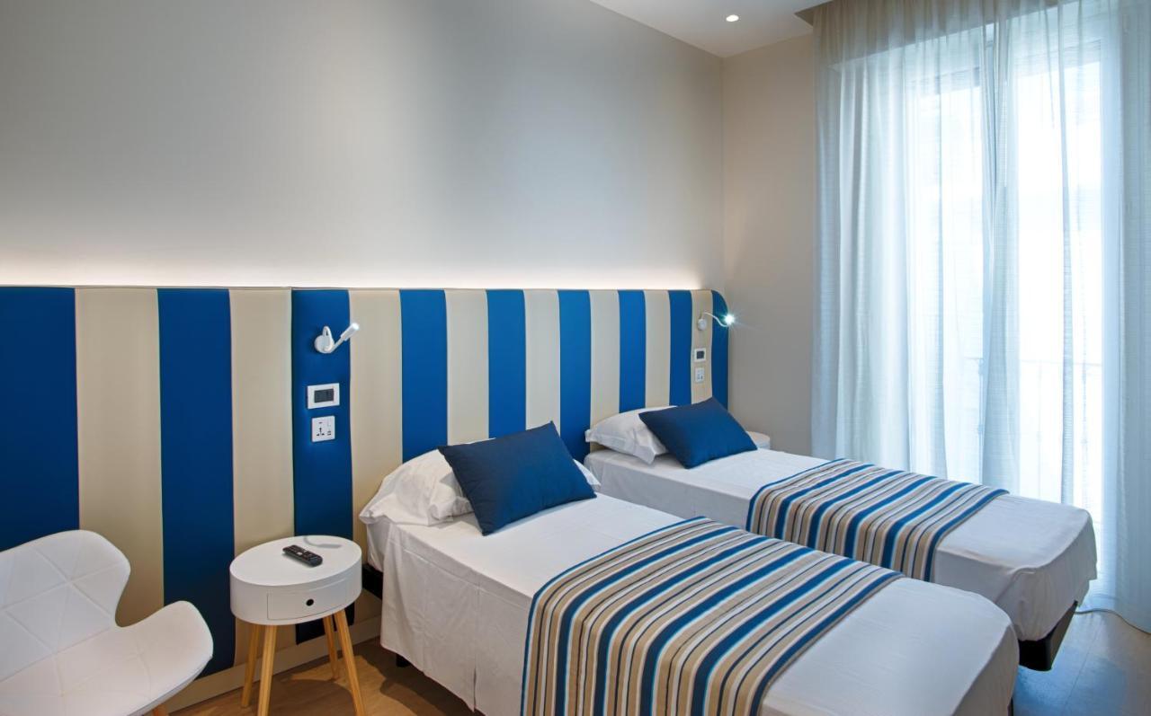 Hotel Agostini Bellaria – Igea Marina Kültér fotó