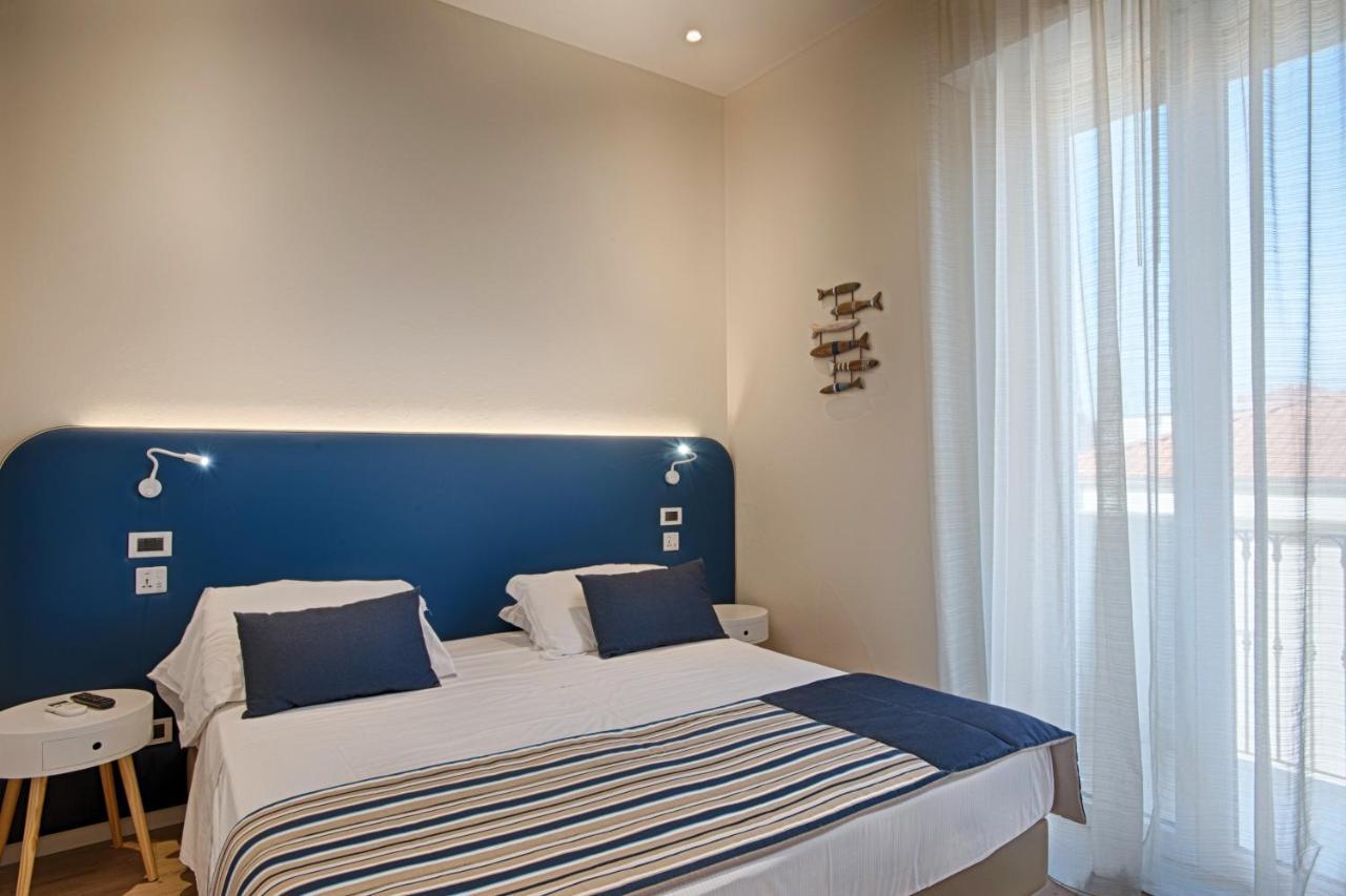 Hotel Agostini Bellaria – Igea Marina Kültér fotó